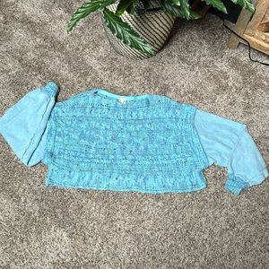 Free people boxy cropped sweater /fleece m